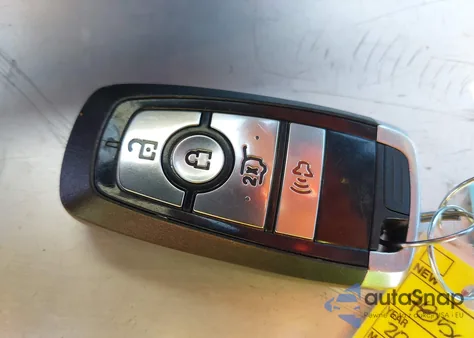 2022 Ford Explorer Xlt z USA, uszkodzony, nr VIN 1FMSK7DH3NGB20204